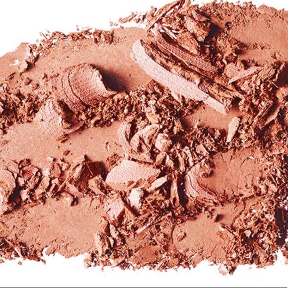 MAC Veluxe Pearl Eyeshadow EXPENSIVE PINK - Picture 2 of 6